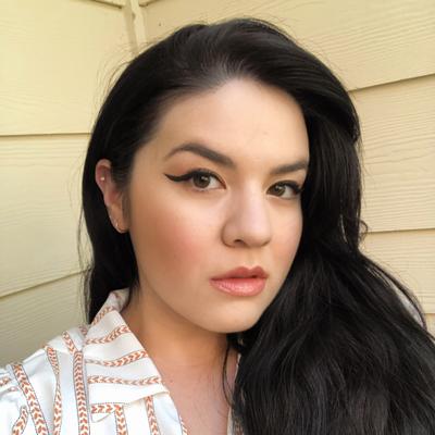 Streamily | Trisha Mellon Livestream Autograph