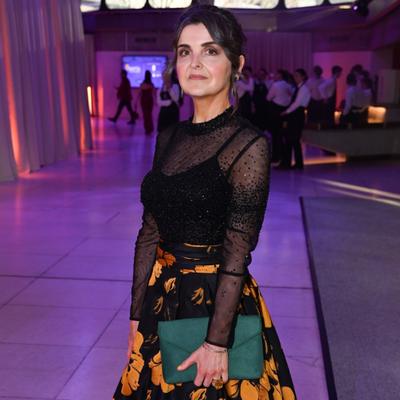 Streamily | Emily Woo Zeller Livestream Autograph